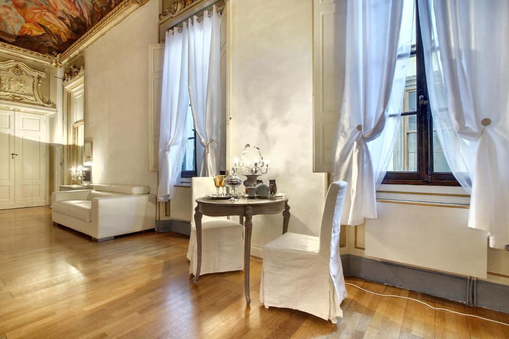 Palazzo Tolomei - Residenza D'Epoca Floransa Oda fotoğraf